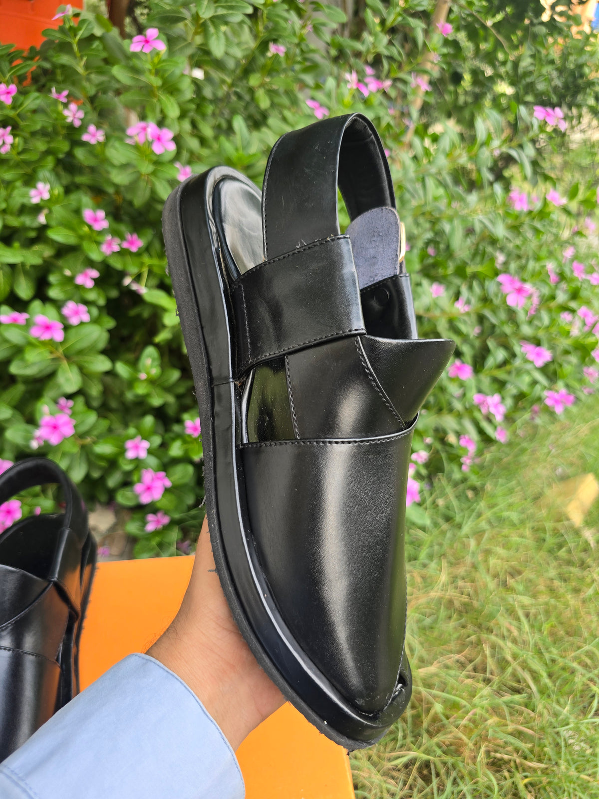 Black Aura Gogo  Sandal